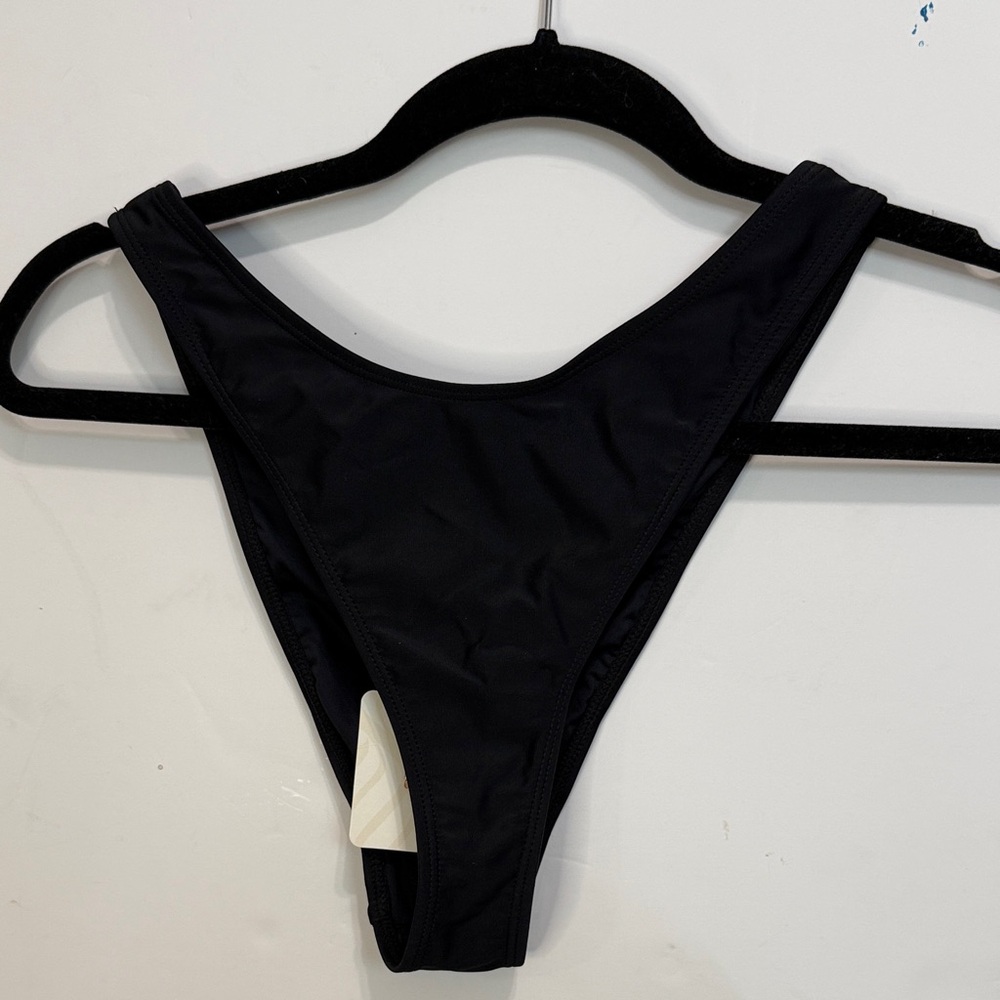 Fabletics NOA high cut swim brief women’s small black nwt